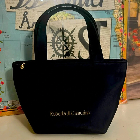 Roberta Di Camerino - Picture 1 of 3